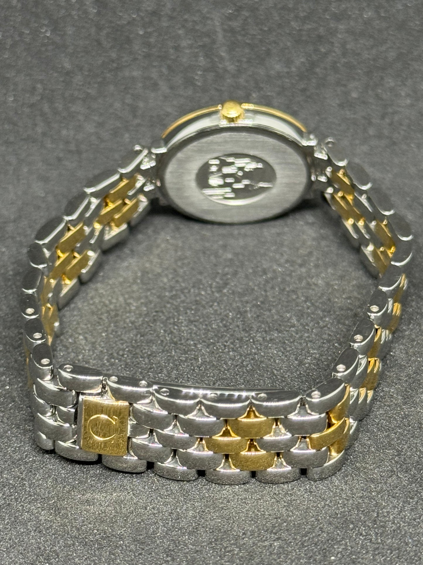Omega De Ville Damenarmbanduhr |7951471 | Bicolor Eleganz im zeitlosen Design