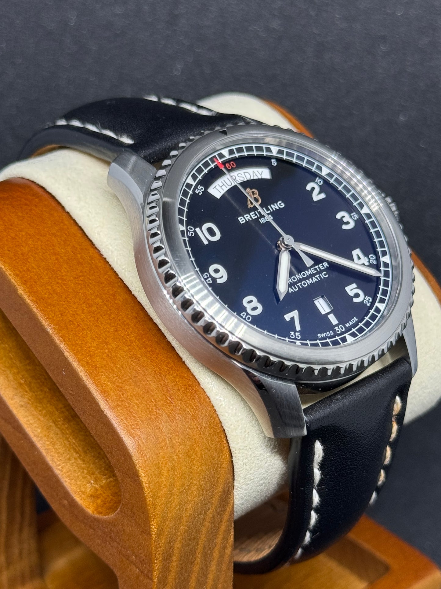 Breitling Aviator 8 Automatik Day & Date 41 im Fullset