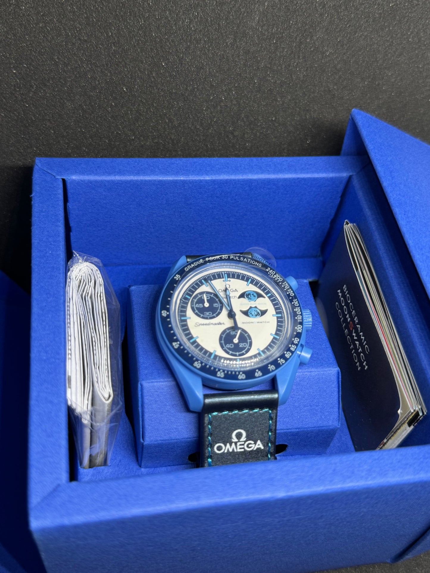 Omega x Swatch Moonswatch - Mission to Moon