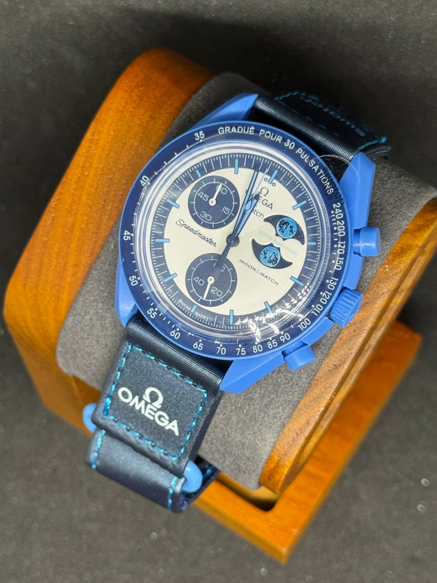 Omega x Swatch Moonswatch - Mission to Moon