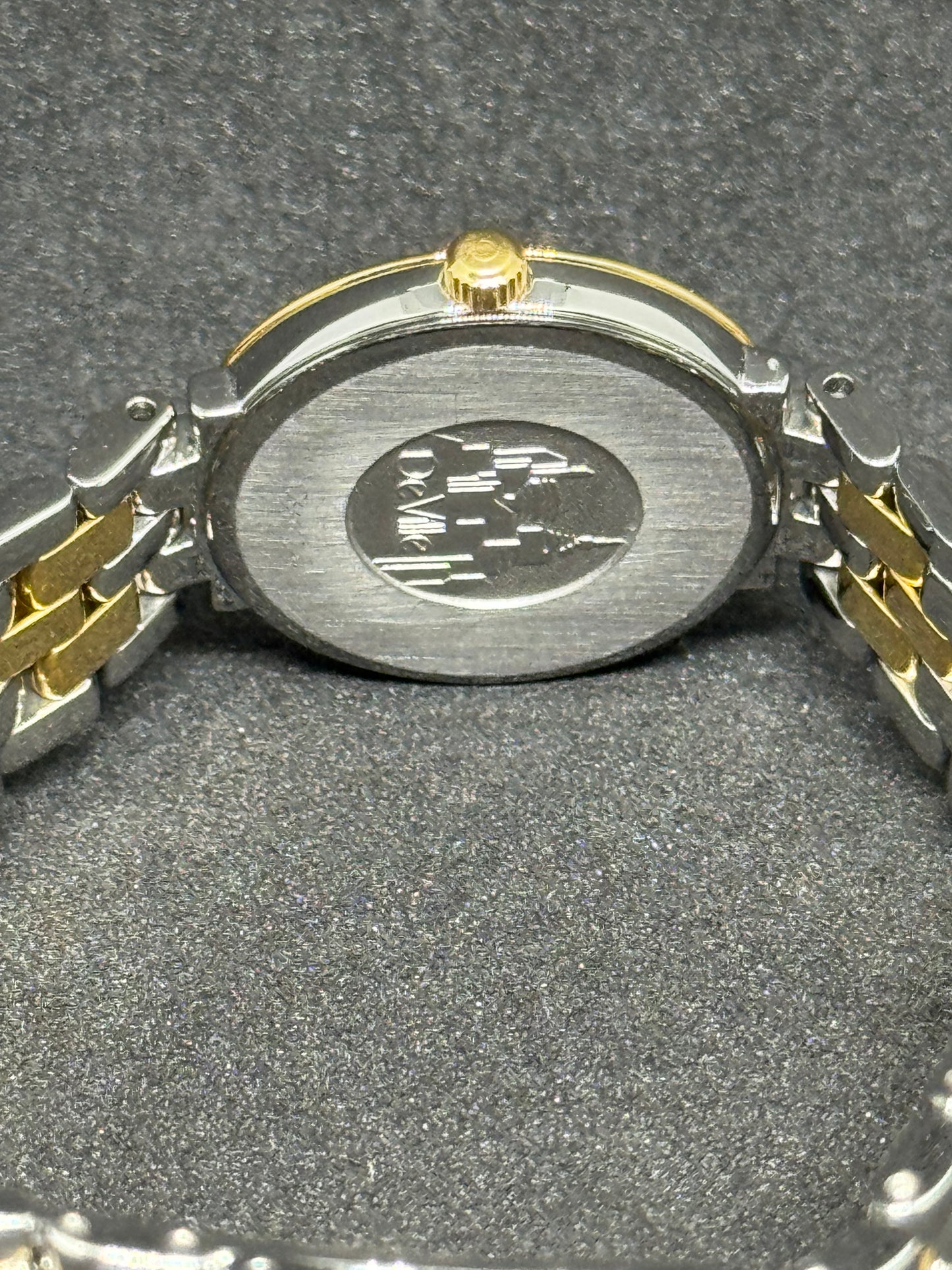 Omega De Ville Damenarmbanduhr |7951471 | Bicolor Eleganz im zeitlosen Design
