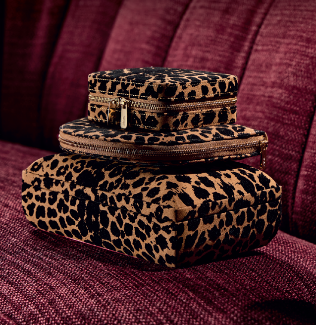 SAVANNA LONG ZIP WALLET