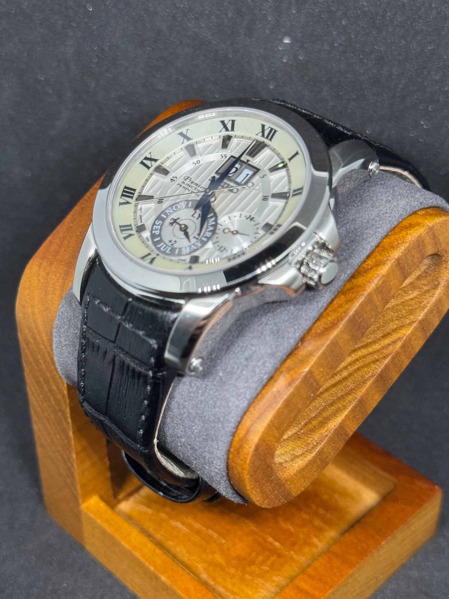 Seiko Premier Kinetic Perpetual | 7D56-0AB0 | Klassik trifft Innovation